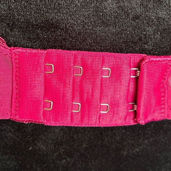 Victoria’s Secret Womans 36 C Dream Angles Push-Up Pink Lace Bra - Picture 9 of 11